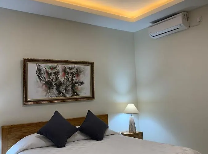 Londo House 4*
